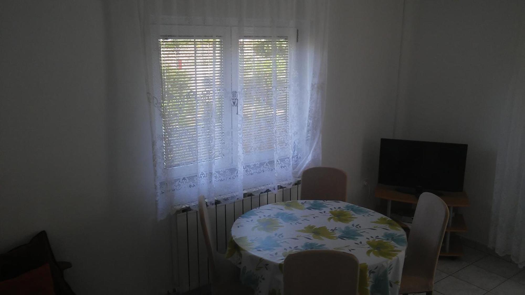 Apartments With A Parking Space Supetarska Draga - Donja, Rab - 11237 Quarto foto